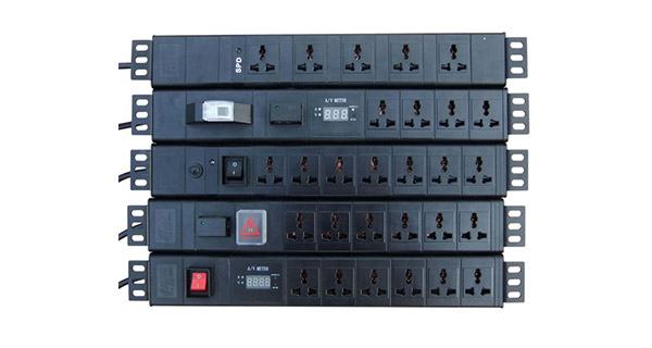 数据网络机房 机柜及PDU